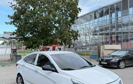 Hyundai Solaris II рестайлинг, 2016 год, 400 000 рублей, 5 фотография