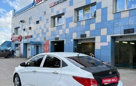 Hyundai Solaris II рестайлинг, 2016 год, 400 000 рублей, 7 фотография