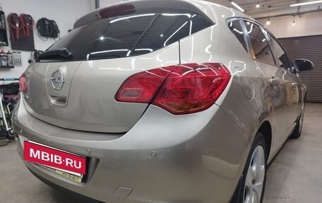 Opel Astra J, 2011 год, 655 000 рублей, 11 фотография