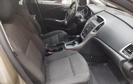 Opel Astra J, 2011 год, 655 000 рублей, 19 фотография