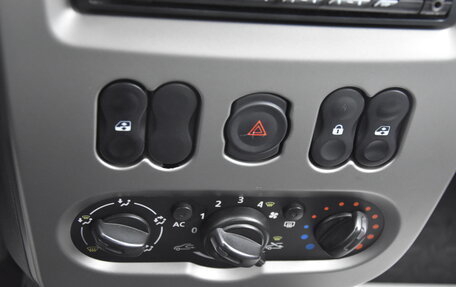 Renault Logan I, 2012 год, 595 000 рублей, 23 фотография