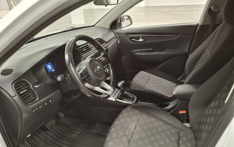 KIA Rio IV, 2018 год, 1 390 000 рублей, 20 фотография