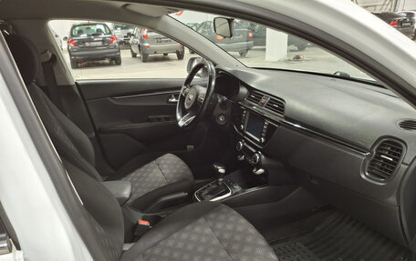 KIA Rio IV, 2018 год, 1 390 000 рублей, 13 фотография