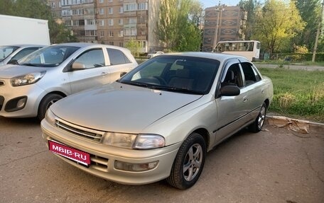 Toyota Carina, 1993 год, 360 000 рублей, 1 фотография