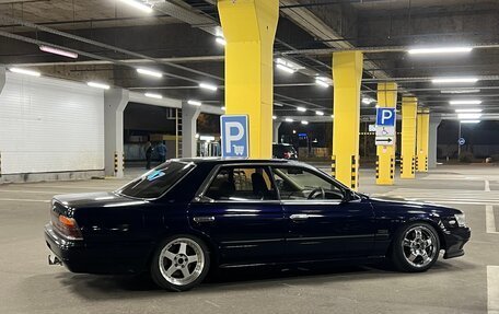 Nissan Laurel VIII, 1990 год, 1 050 000 рублей, 14 фотография