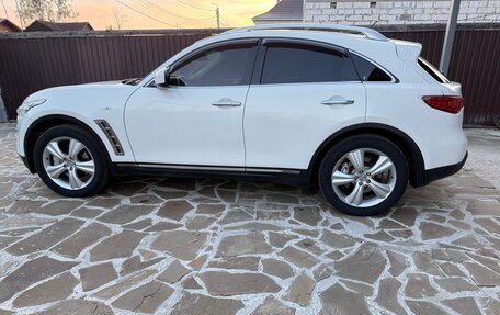 Infiniti FX II, 2010 год, 1 630 000 рублей, 2 фотография