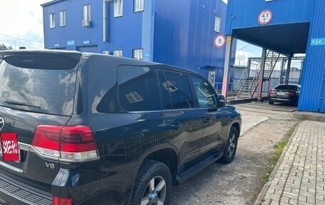 Toyota Land Cruiser 200, 2015 год, 3 900 000 рублей, 3 фотография