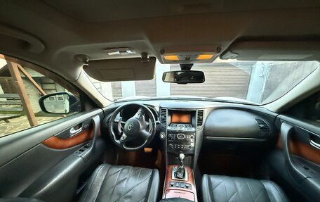 Infiniti FX II, 2010 год, 1 630 000 рублей, 3 фотография