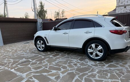 Infiniti FX II, 2010 год, 1 630 000 рублей, 5 фотография