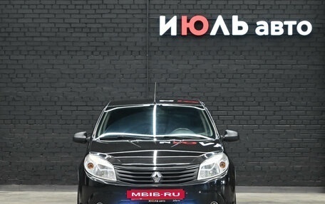 Renault Sandero I, 2012 год, 601 000 рублей, 2 фотография