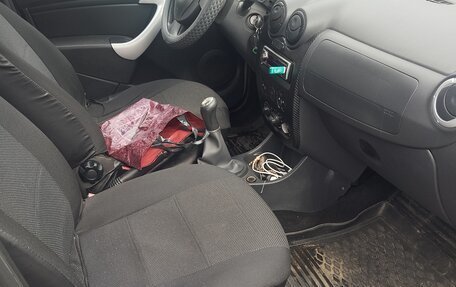 Renault Sandero I, 2012 год, 700 000 рублей, 4 фотография