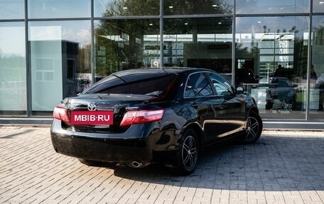 Toyota Camry, 2010 год, 1 300 000 рублей, 2 фотография