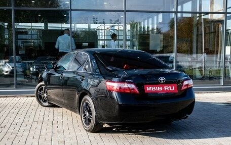 Toyota Camry, 2010 год, 1 300 000 рублей, 6 фотография