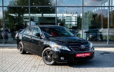 Toyota Camry, 2010 год, 1 300 000 рублей, 5 фотография