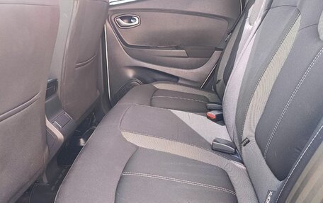 Renault Kaptur I рестайлинг, 2021 год, 1 650 000 рублей, 3 фотография