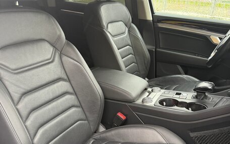 Volkswagen Touareg III, 2019 год, 5 000 000 рублей, 15 фотография