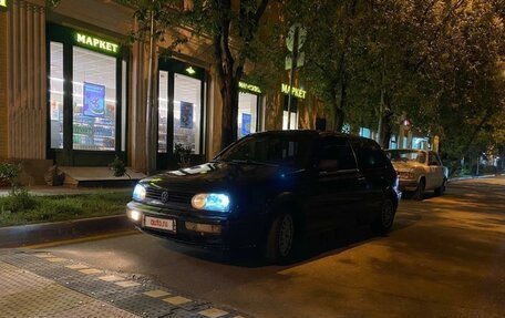 Volkswagen Golf III, 1997 год, 250 000 рублей, 2 фотография