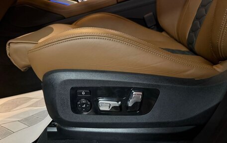 BMW X5 M, 2025 год, 21 960 000 рублей, 12 фотография