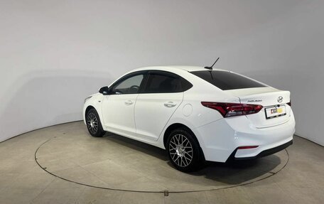 Hyundai Solaris II рестайлинг, 2017 год, 1 150 000 рублей, 9 фотография