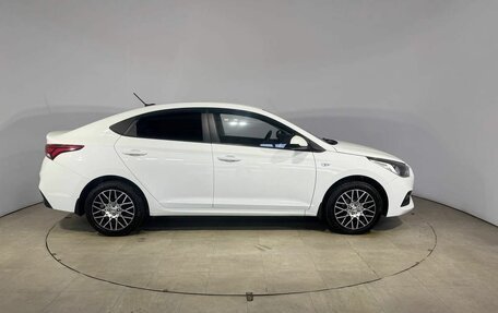 Hyundai Solaris II рестайлинг, 2017 год, 1 150 000 рублей, 5 фотография