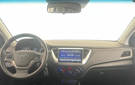Hyundai Solaris II рестайлинг, 2017 год, 1 150 000 рублей, 17 фотография