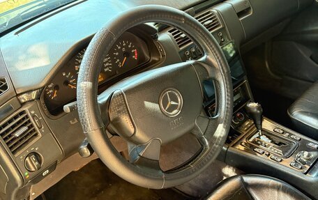 Mercedes-Benz E-Класс, 1998 год, 600 000 рублей, 10 фотография