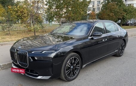 BMW 7 серия, 2023 год, 13 500 000 рублей, 2 фотография