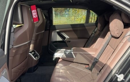 BMW 7 серия, 2023 год, 13 500 000 рублей, 14 фотография