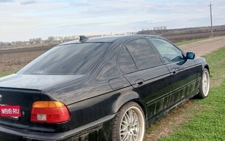 BMW 5 серия, 1996 год, 580 000 рублей, 1 фотография