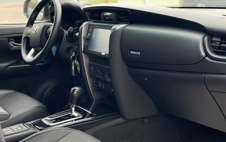 Toyota Fortuner II, 2022 год, 5 100 000 рублей, 10 фотография