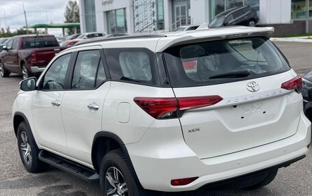 Toyota Fortuner II, 2022 год, 5 100 000 рублей, 5 фотография