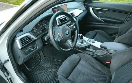 BMW 3 серия, 2017 год, 2 450 000 рублей, 25 фотография
