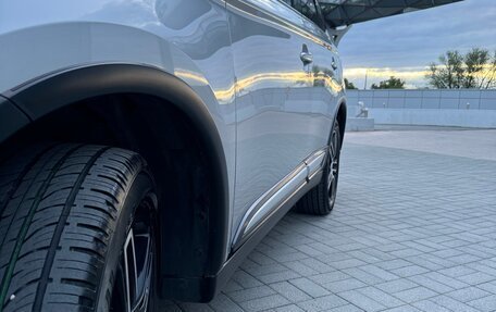 Mitsubishi Outlander III рестайлинг 3, 2018 год, 2 200 000 рублей, 12 фотография