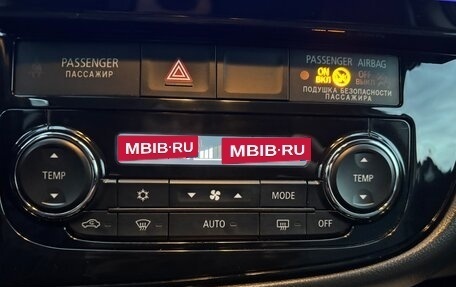 Mitsubishi Outlander III рестайлинг 3, 2018 год, 2 200 000 рублей, 22 фотография
