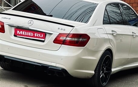 Mercedes-Benz E-Класс, 2011 год, 2 100 000 рублей, 2 фотография