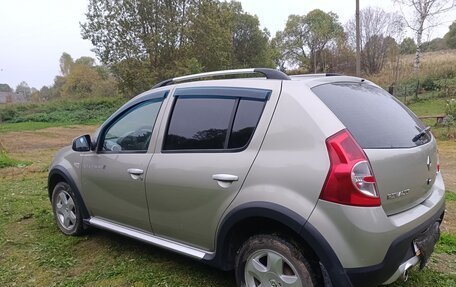 Renault Sandero II рестайлинг, 2014 год, 800 000 рублей, 8 фотография