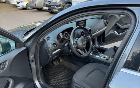Audi A3, 2018 год, 2 300 000 рублей, 7 фотография