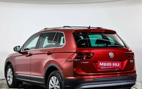Volkswagen Tiguan II, 2017 год, 1 849 000 рублей, 7 фотография