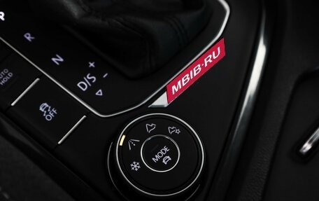 Volkswagen Tiguan II, 2017 год, 1 849 000 рублей, 21 фотография