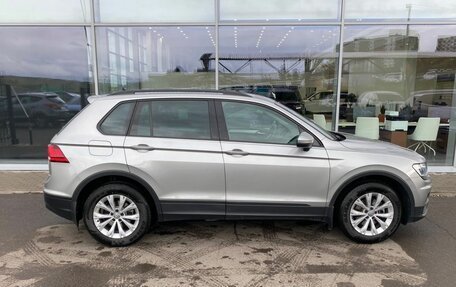 Volkswagen Tiguan II, 2019 год, 1 648 000 рублей, 3 фотография