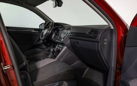 Volkswagen Tiguan II, 2017 год, 1 849 000 рублей, 24 фотография