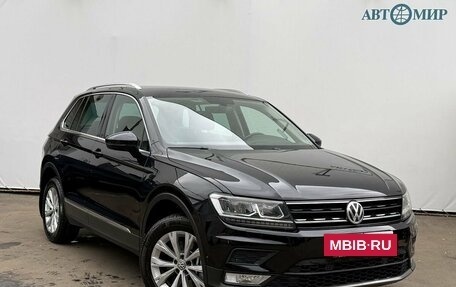 Volkswagen Tiguan II, 2017 год, 1 980 000 рублей, 3 фотография