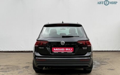 Volkswagen Tiguan II, 2017 год, 1 980 000 рублей, 6 фотография