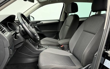 Volkswagen Tiguan II, 2017 год, 1 980 000 рублей, 10 фотография
