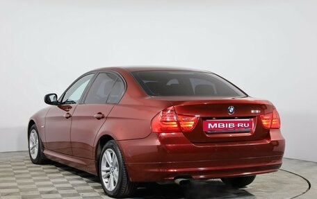 BMW 3 серия, 2011 год, 1 125 000 рублей, 3 фотография