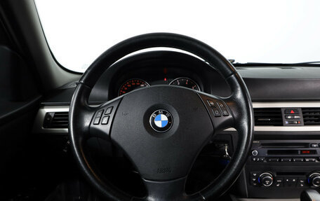 BMW 3 серия, 2011 год, 1 125 000 рублей, 10 фотография