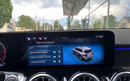 Mercedes-Benz GLB, 2025 год, 8 390 000 рублей, 23 фотография