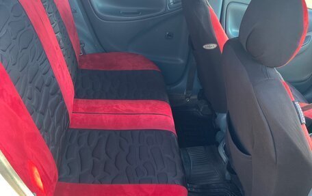 Toyota Vitz, 2000 год, 390 000 рублей, 6 фотография