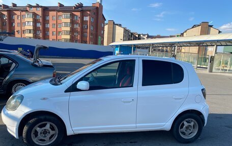 Toyota Vitz, 2000 год, 390 000 рублей, 3 фотография
