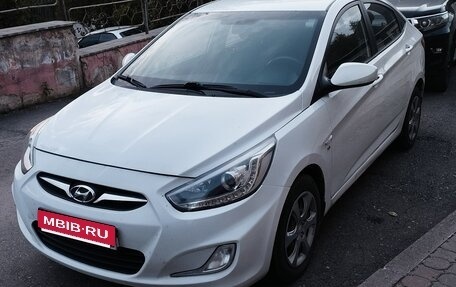 Hyundai Solaris II рестайлинг, 2014 год, 800 000 рублей, 3 фотография